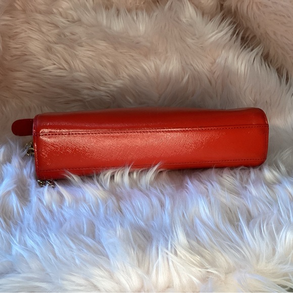 MCM red mini bag with gold chain hand strap and removable crossbody chain strap - Picture 11 of 16